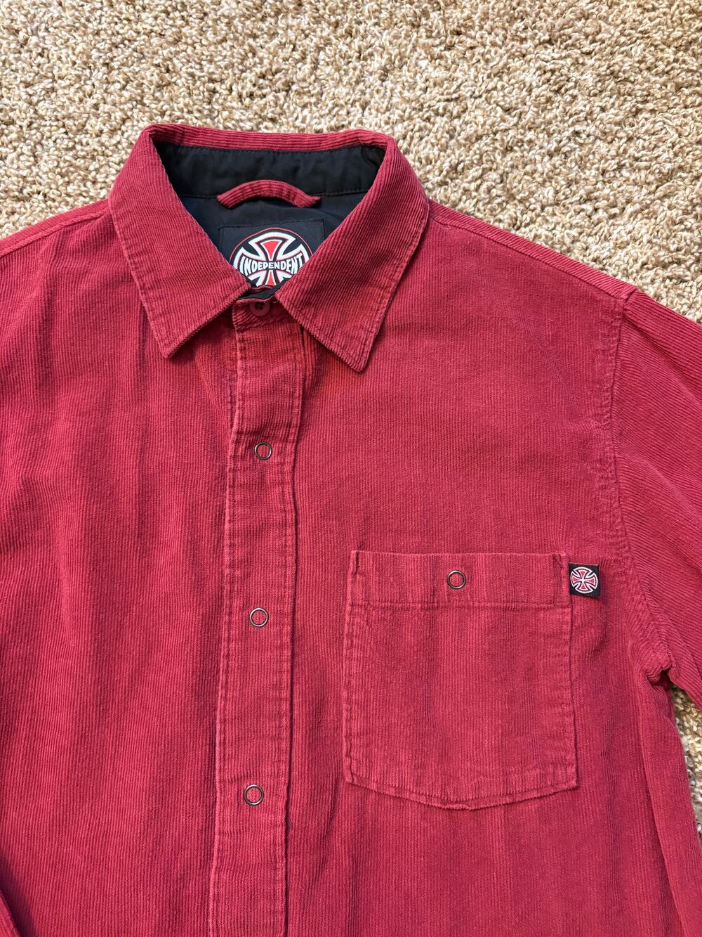 Independent Truck Company Corduroy Snap Button Long Sleeve Mens Size Small Red